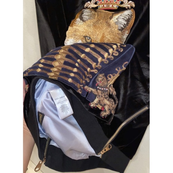 Dolce and Gabbana  Black Velvet Royal Fox Sweatshirt   IT 52 - Picture 8 of 9